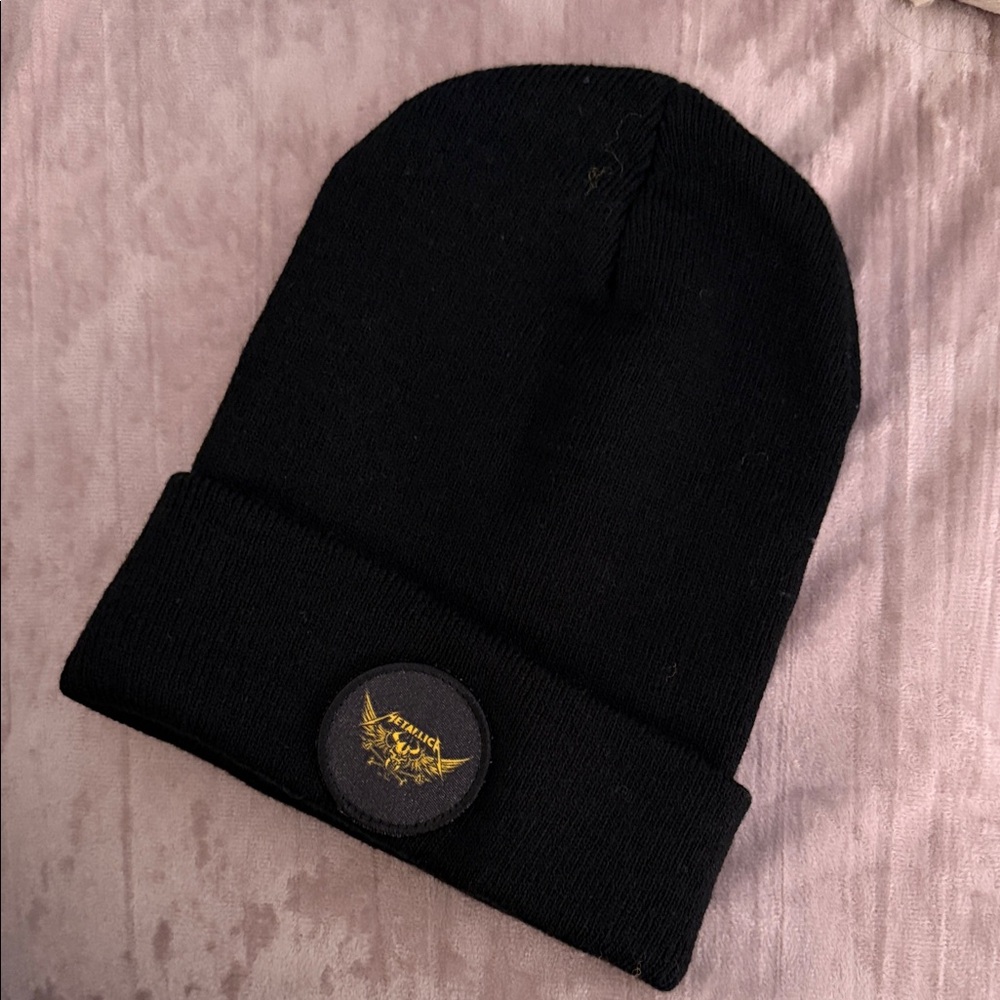 BRAND NEW Metallica patch black beanie